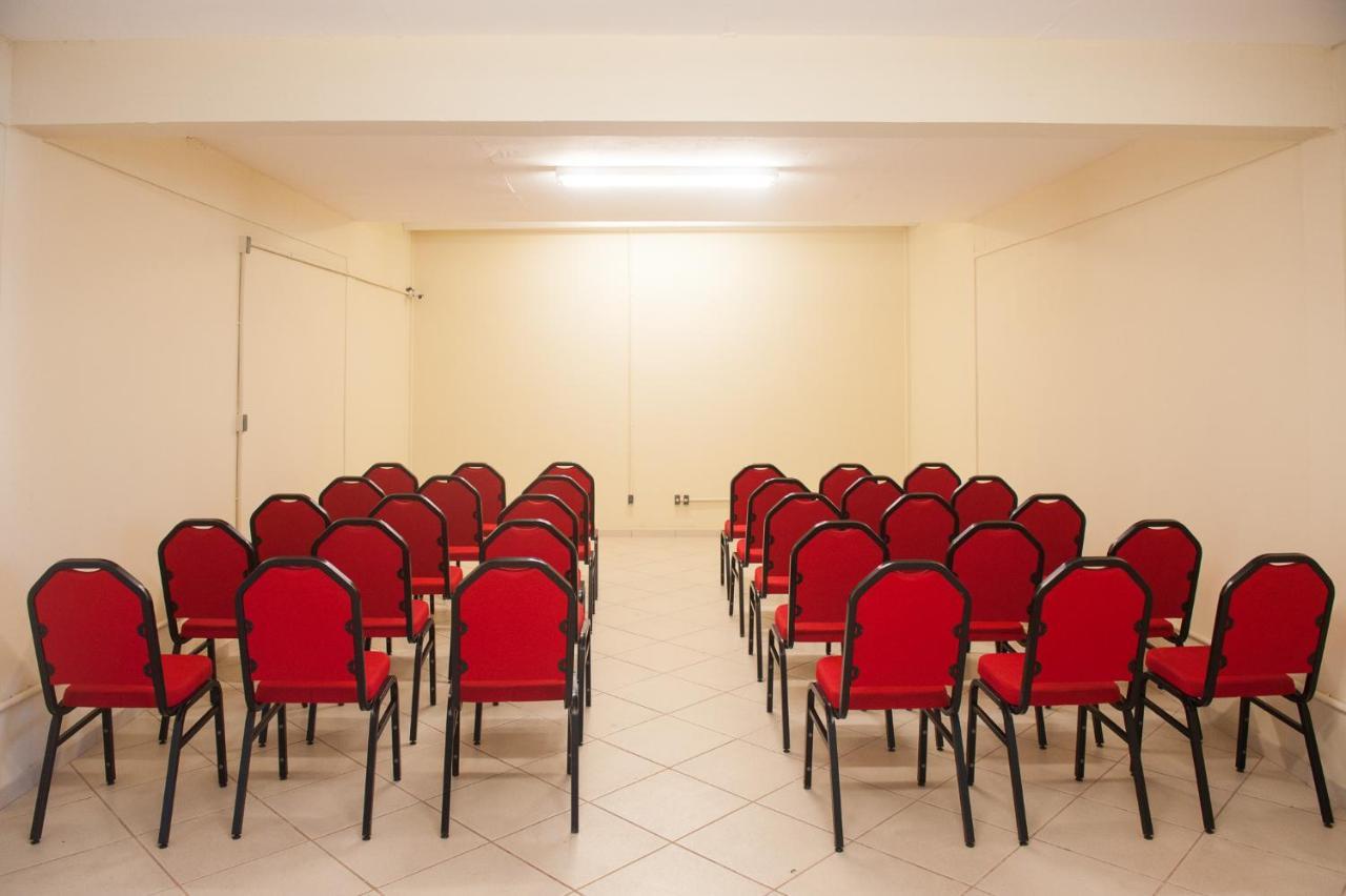 Hotel Cavera アレグレテ エクステリア 写真