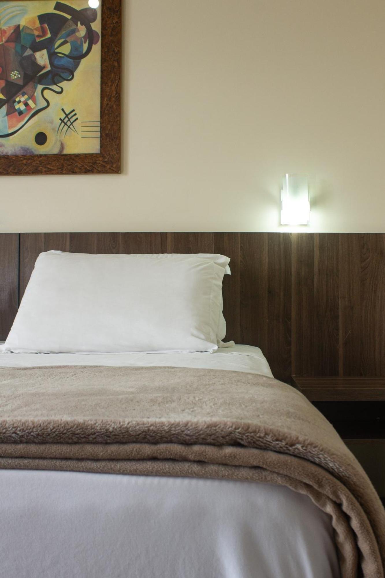 Hotel Cavera アレグレテ エクステリア 写真