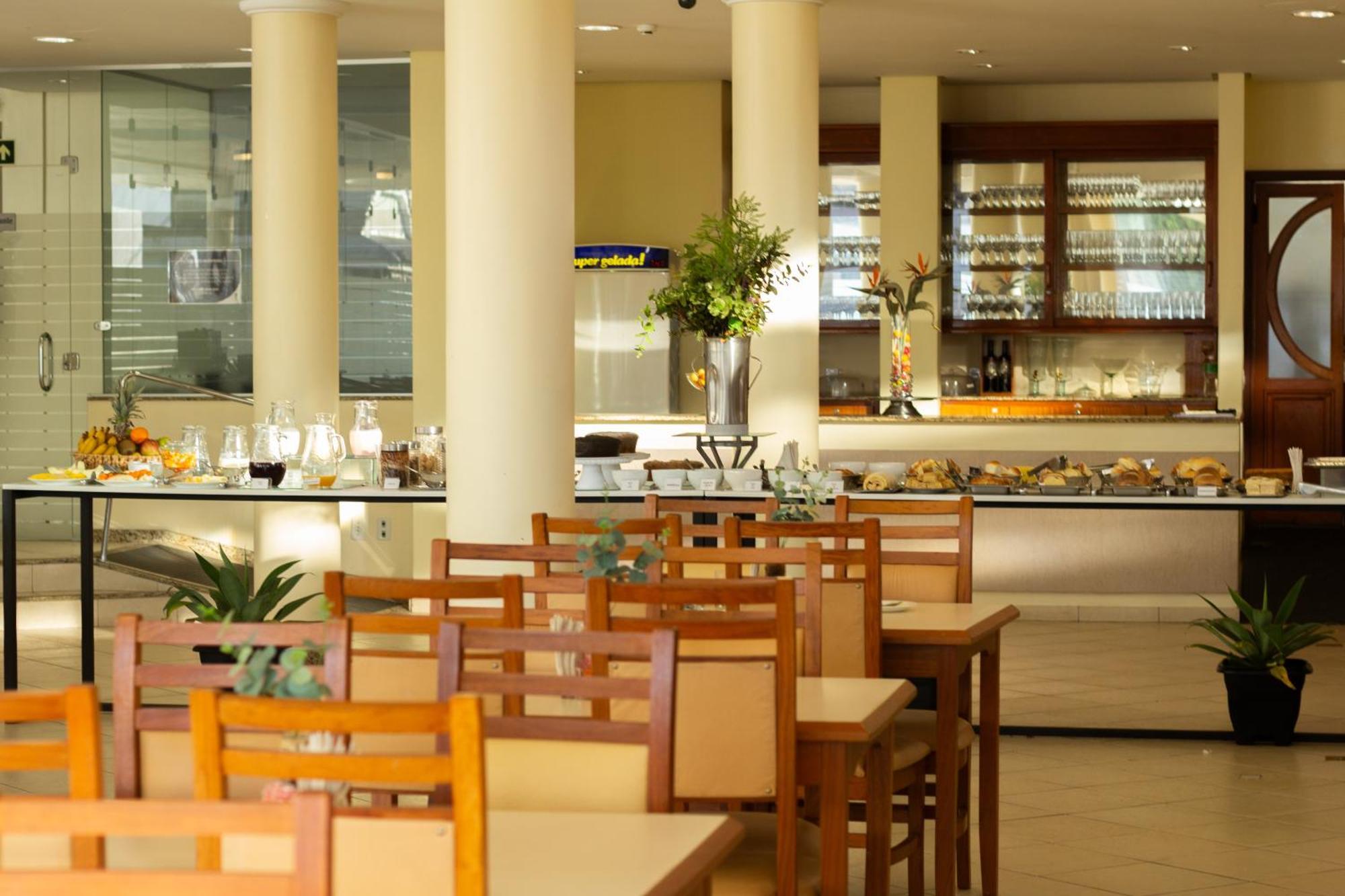 Hotel Cavera アレグレテ エクステリア 写真